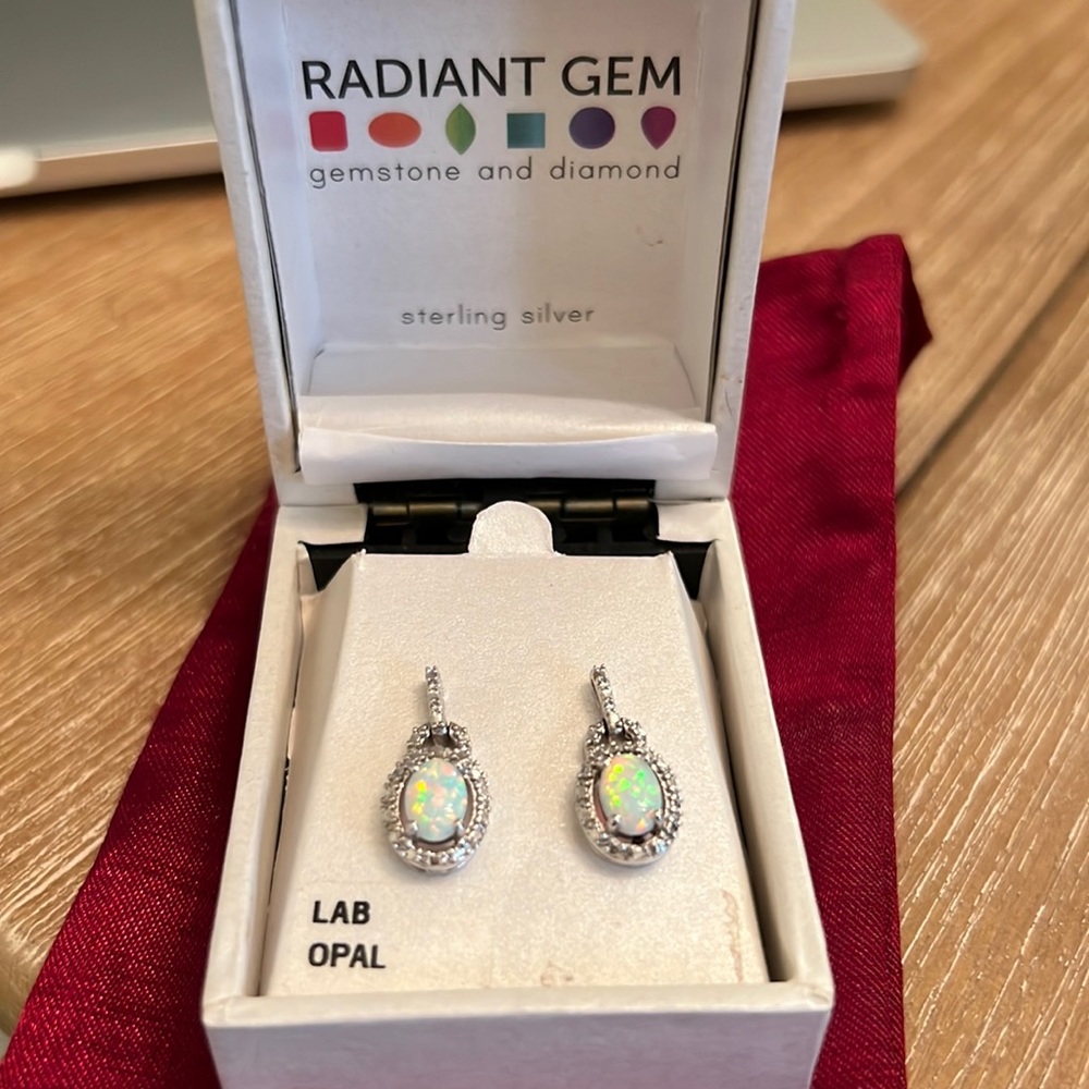 Brand new Beautiful Radiant Gem Sterling silver Opal earrings.